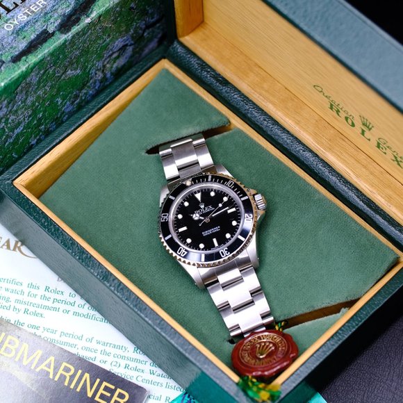MEN'S ROLEX SUBMARINER NO DATE BLACK DIAL 14060 T SERIAL ORIGINAL BOX & PAPERS - Picture 2 of 10
